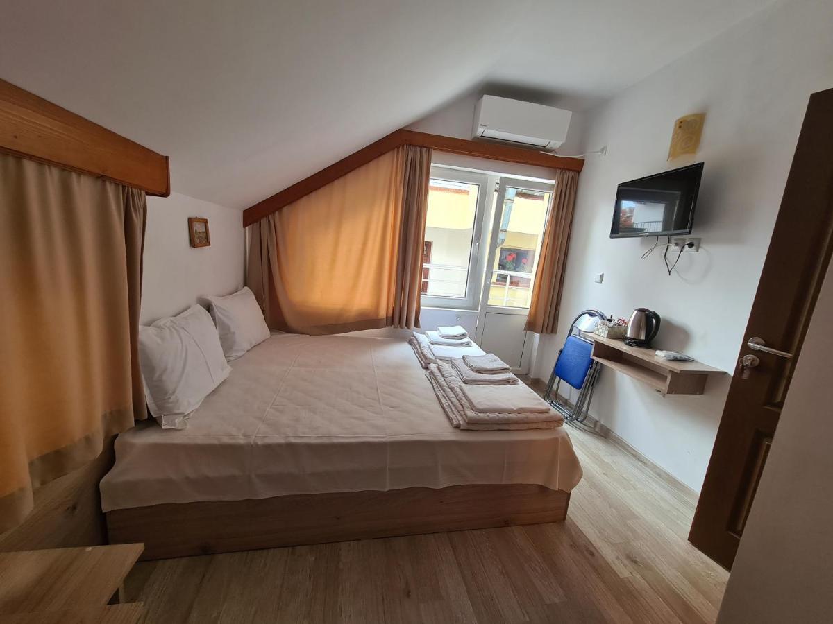 Guest Rooms Kostovi Nesebar Exterior photo